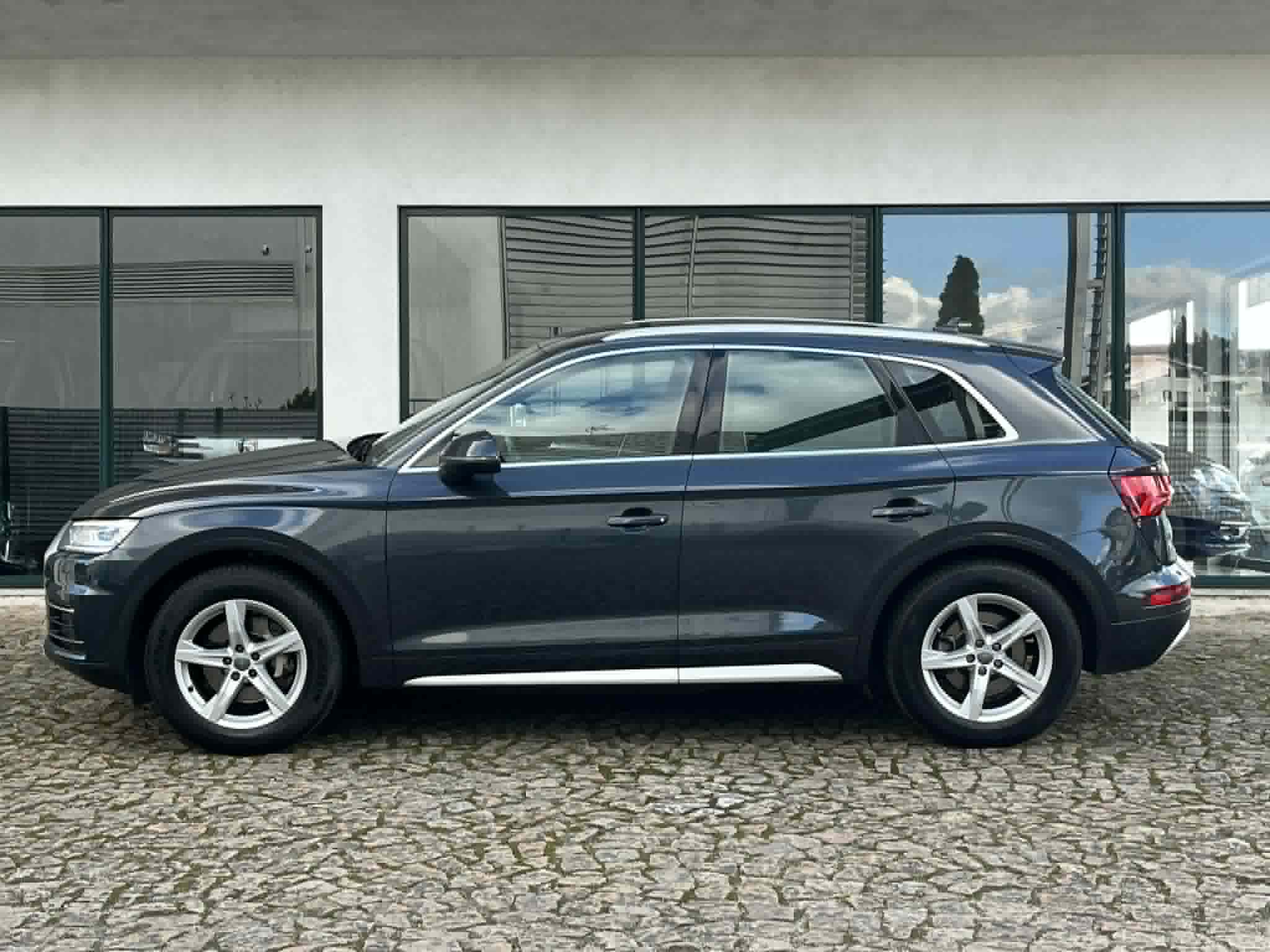 Audi Q5 2.0 TDI quattro