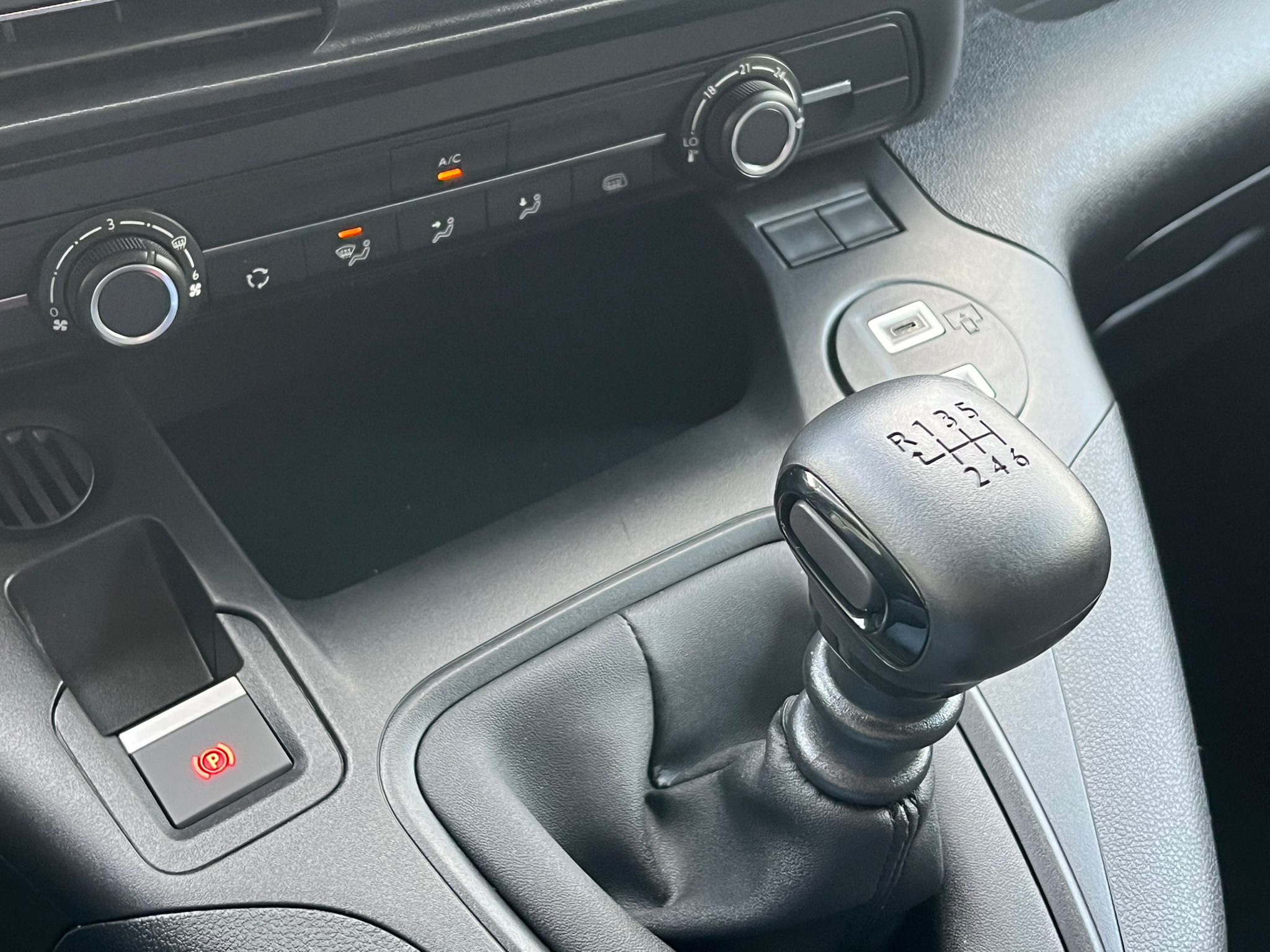 Peugeot Partner 1.5 BlueHDi