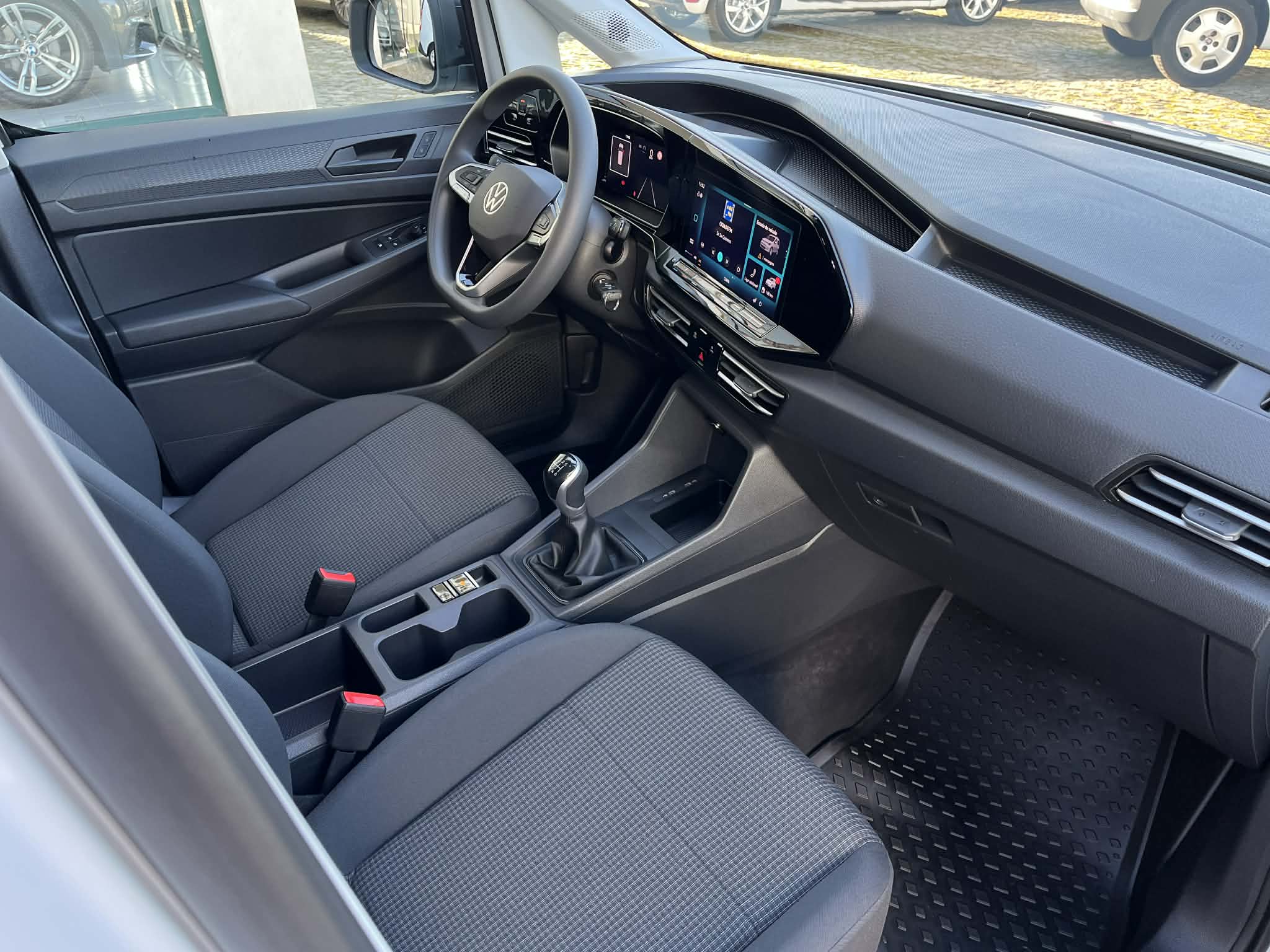 VW Caddy Cargo 2.0 TDi