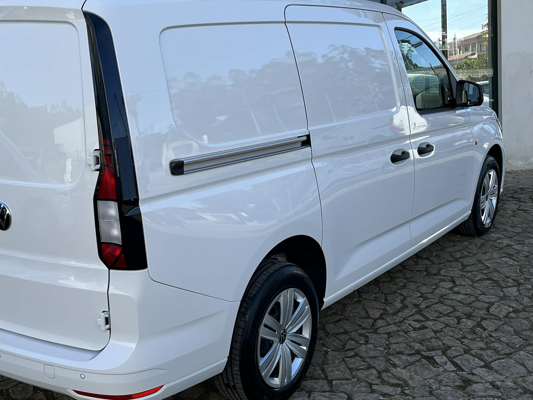 VW Caddy Cargo 2.0 TDi
