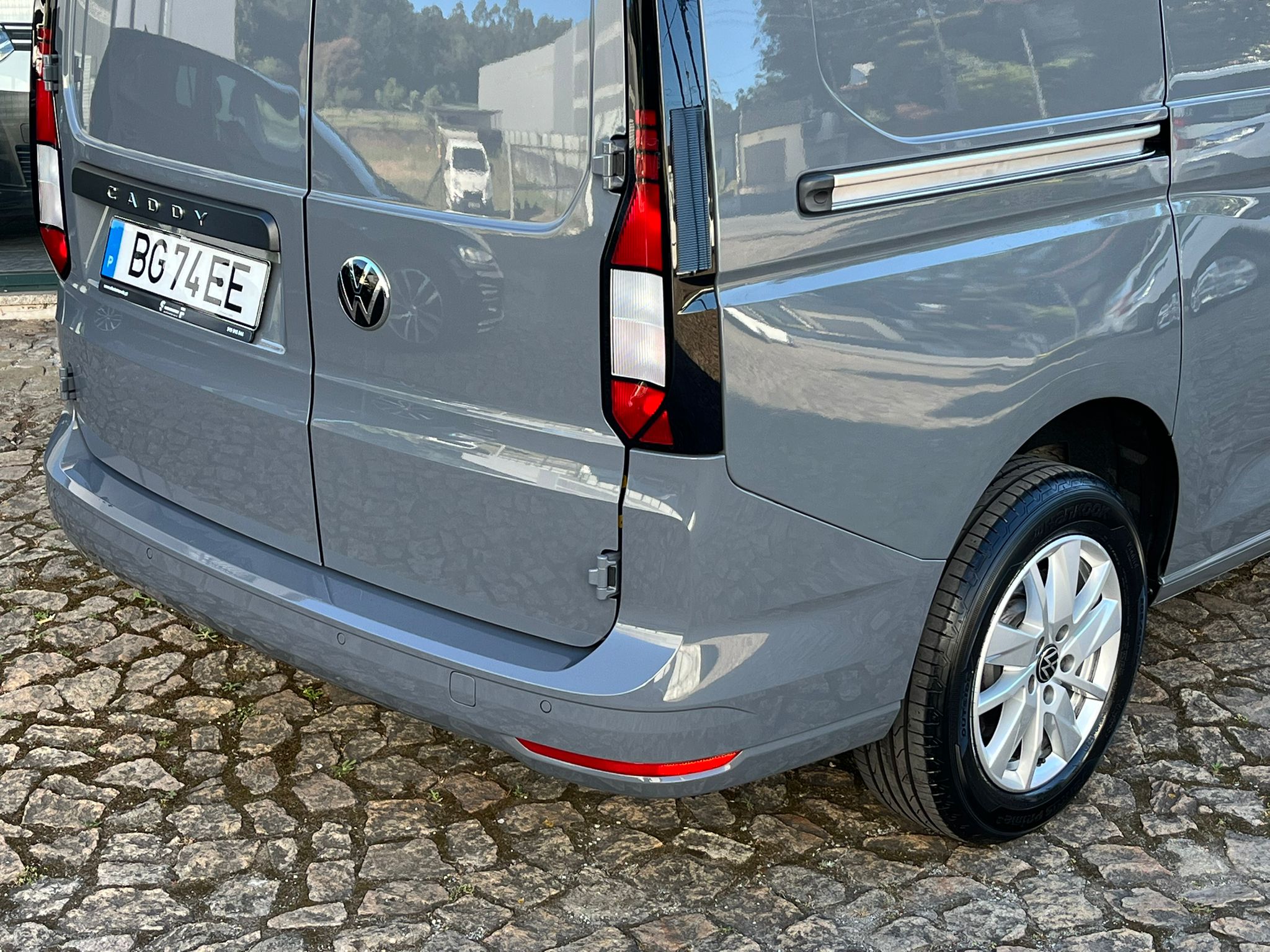 VW Caddy Cargo 2.0 TDi